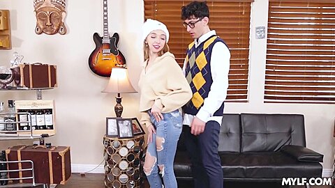 Amateur Teen 18+ Lesbians In Lingerie