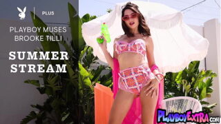 Skinny naked MILF Brooke Tilli radiates playful glamour beneath the sun